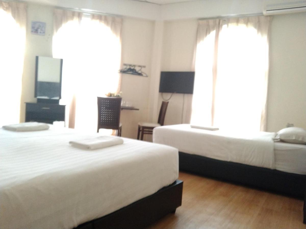 Jam Hotel Kota Warisan Sepang @ Erl Salak Tinggi, Klia 1-2 & F1 Esterno foto